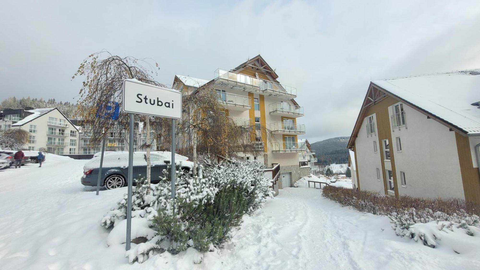 Apartament Stubai 3 Czarna Gora Sienna  Exterior photo